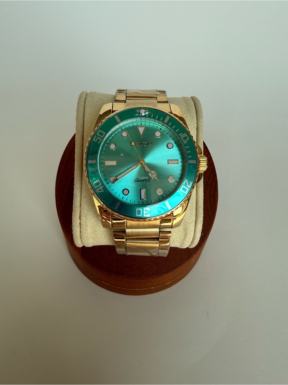 NWT Invicta 69400 Pro Diver 42mm Gold Teal Watch